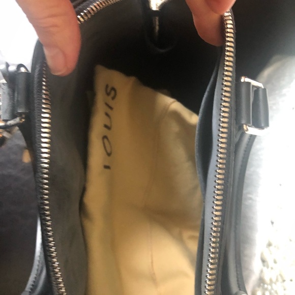 Authentic Louis Vuitton XL ladies handbag - Picture 3 of 6